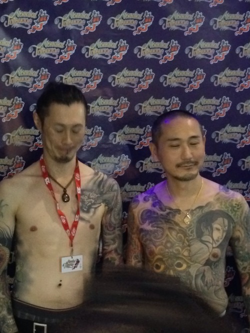 Shige&rsquo;s trying sunglasses on after winning first price for best tattoo at the Mondial du T