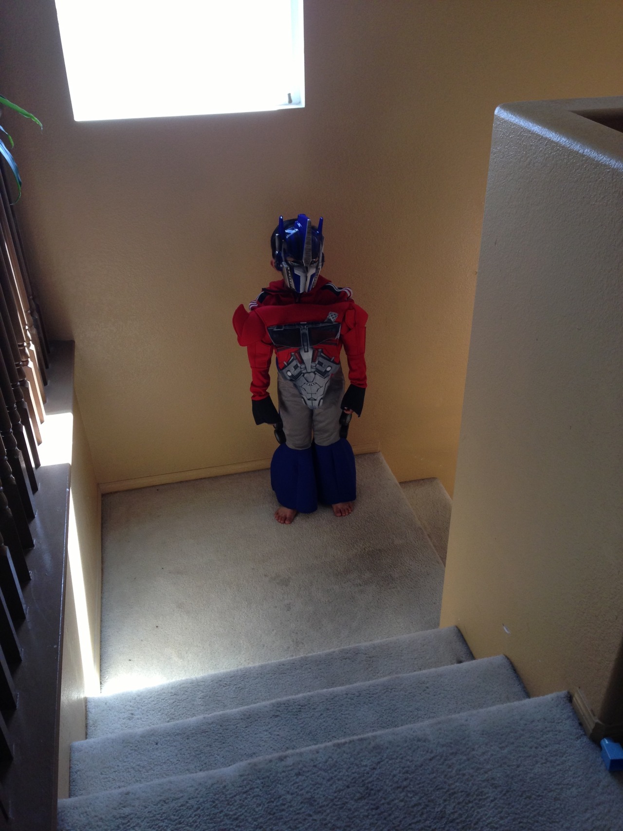 crystalmeowth:  I called my brother upstairs to clean his room and he goes “Optimus