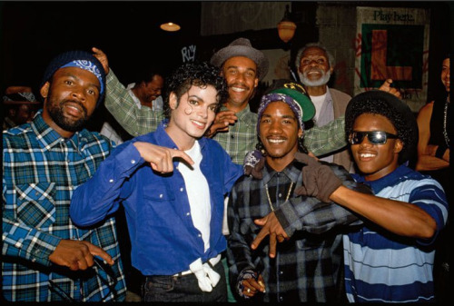 mmb-rouge:  cartnsncreal:  Michael Jackson cast 80 members of the Los Angeles’ Crips and Bloods for the music video “Beat It” in hopes to foster peace between them.    …did it work??   The short answer is no. The long answer is that it introduced