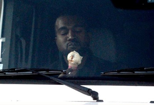 husssel:   ok this is my favorite picture of kanye ever 