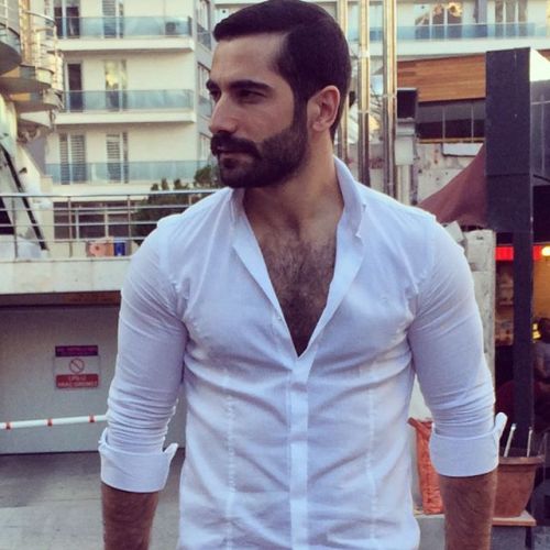 OMG he is stunningly handsome, hairy, sexy -  My kind of man - WOOF