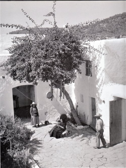 Celsiusmagazine:“Garlic Patio” By Franc Shor, 1954, From Book - “Ibiza, Island