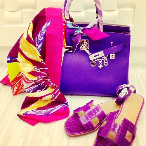 (via Hermes Shoes & Bag)