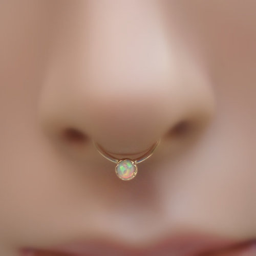 afatfox:  gorgeous septum jewelry by Holylandstreasures  PLEASE