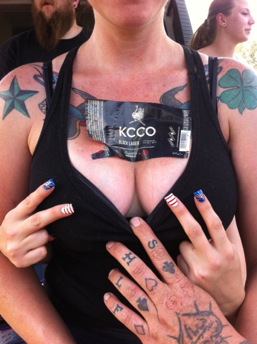 KCCO! Nice new bobs Jen