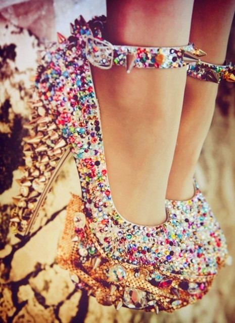 (via Luxe diamond high heels)