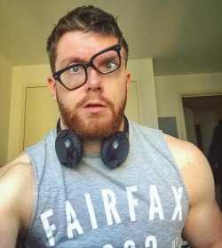 chrisjonesgeek:  That “I’ve-drank-all-weekend-Monday-morning-gym”