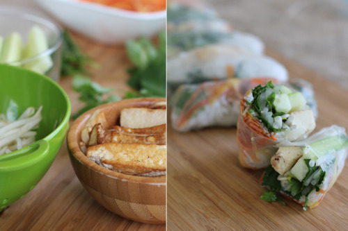 Recipe for Vietnamese tofu spring rolls now on www.caligirlgetsfit.com! Vegan and gluten-free.