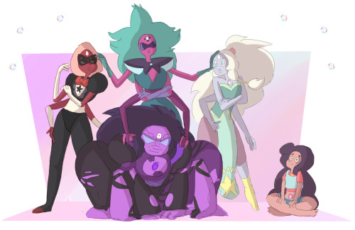 XXX spatziline:  We are the Crystal Fusions! We photo