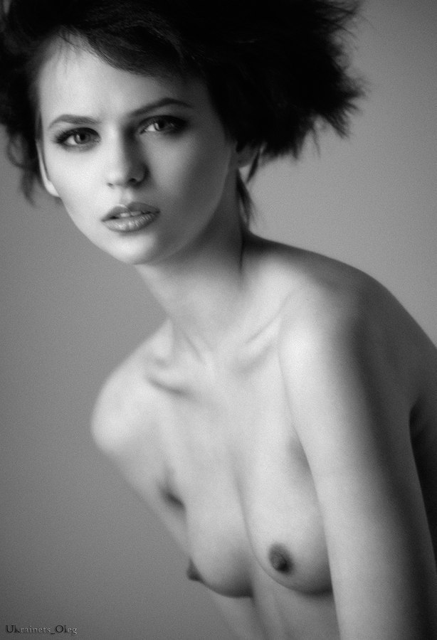 amazing talent:model/photographer Irina Nekludovahere as a model…best of erotic
