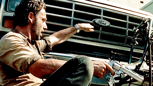 genshimada: Completely necessary gifs of Rick Grimes looking hot [ 8 / ? ]