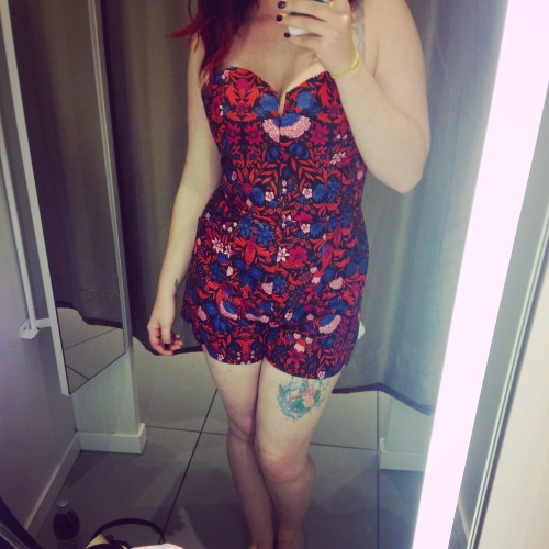 onbrokenbacks:  Fell in love with this playsuit porn pictures