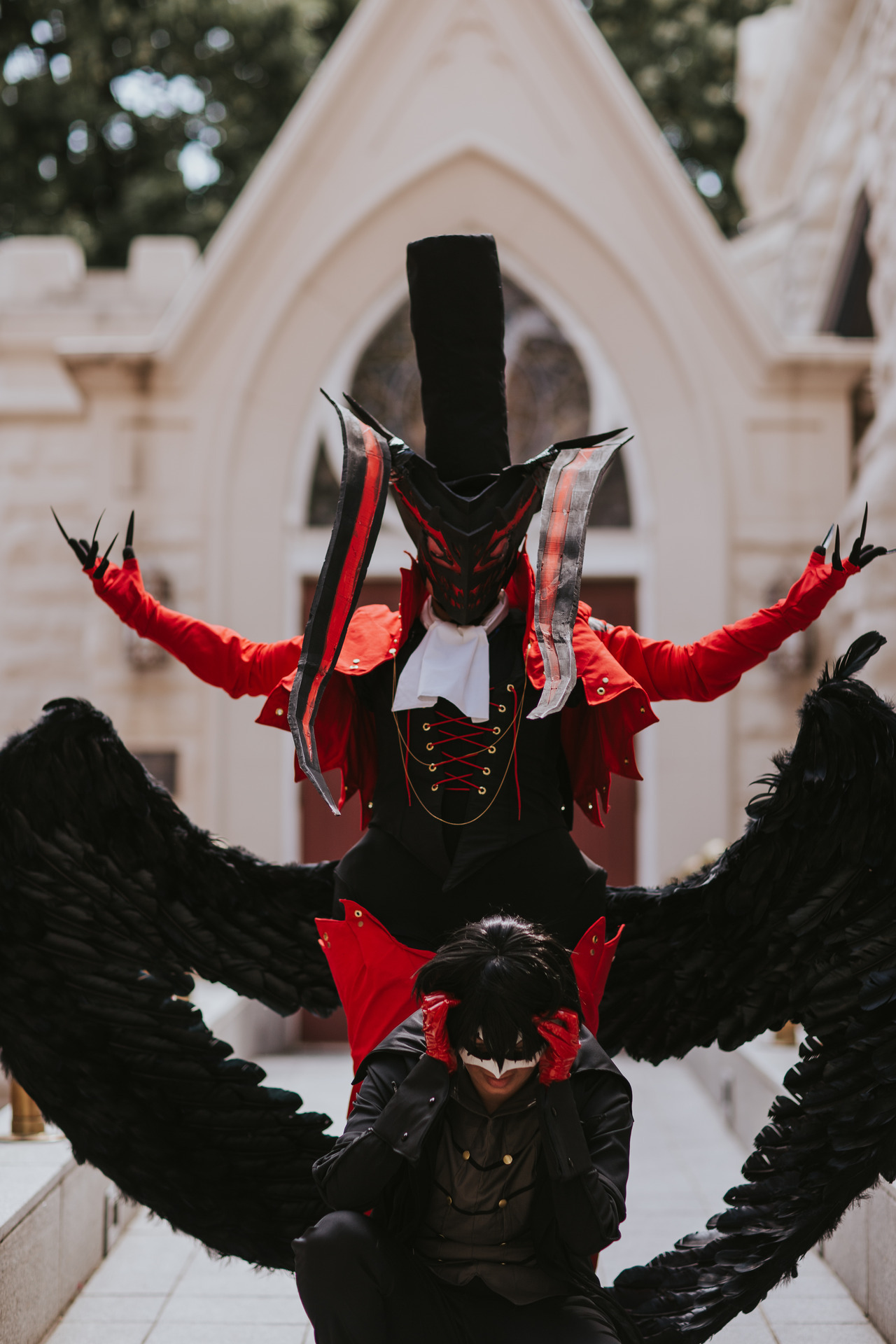 frenzy-virus:  I was Arsene for Akon 29. It was too hot   Lovely photos taken by