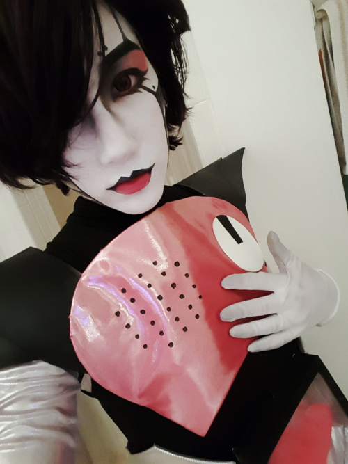 rnigrane:  Alphys has come with upgrades! Darlings, I’m feeling fantastic once more!