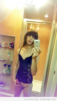 amateur-tranny:  Sexy Tranny Trap Pictures