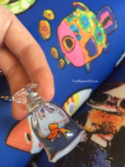 coralreefer420:  Kennaroo Glass pendant, I’ve always loved this one!
