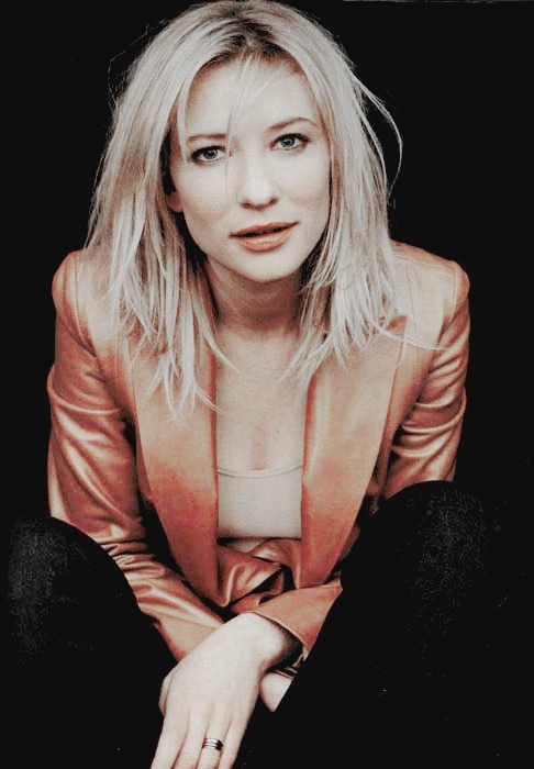 girlslikegirlsvk:Young Blanchett is beautiful