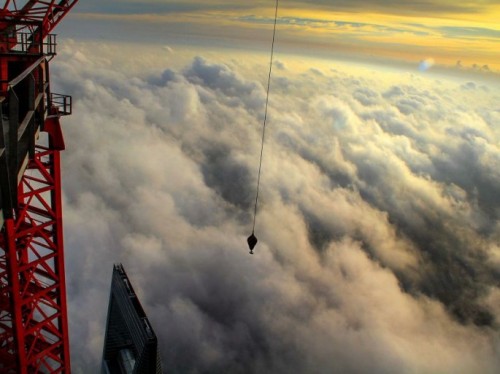 from89: Photographer Wei Gensheng has taken advantage of multiple opportunities as a crane operato