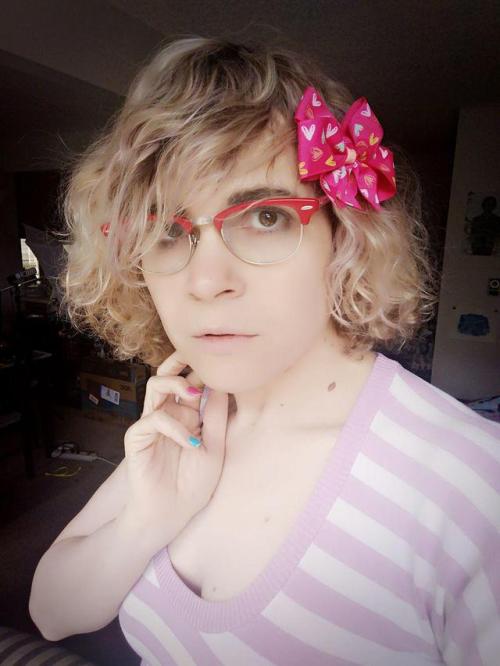 catwithbenefits: just fuckin’ around you’re friggin cute what the heck