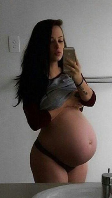 preggogirl:  preggogirl.tumblr.compreggogirl96@gmail.com