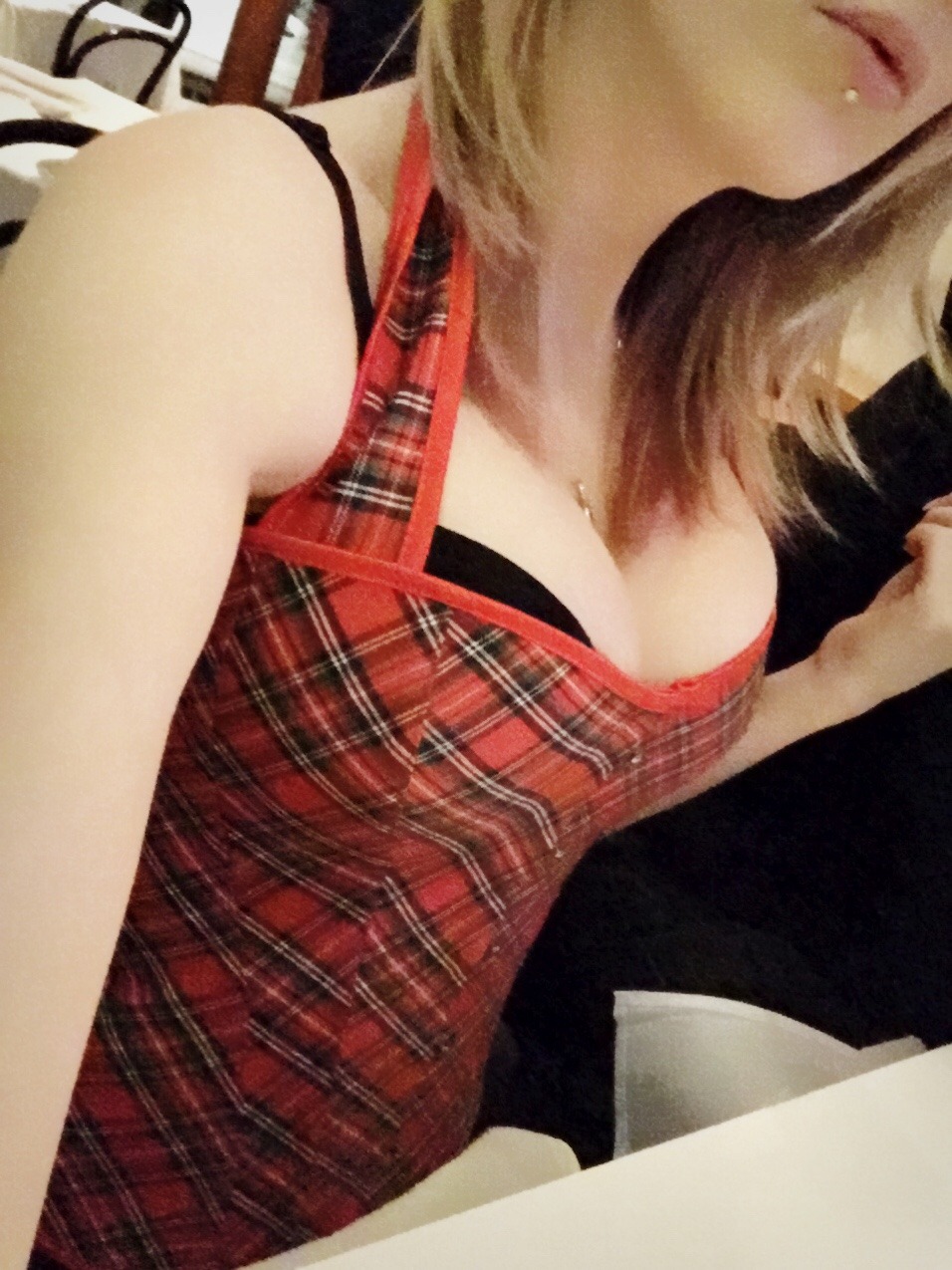 bimbofication-of-little-slut:  Daddy got me a new corset for my birthday ❤️ Works