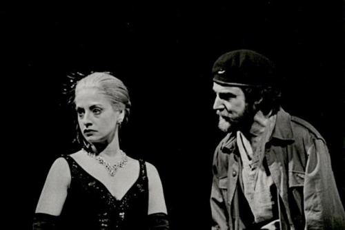 zeldascigaretteholder:Patti LuPone and Mandy Patinkin in “Evita” in 1979.