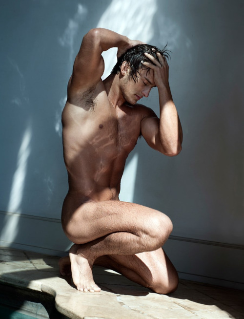 The naked man in every day situations