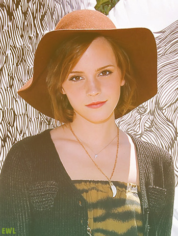 Emma watson pixie cut