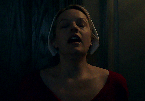 The Handmaid&rsquo;s TaleS01E09 • The BridgeChange is coming. There&rsquo;s hope. All o
