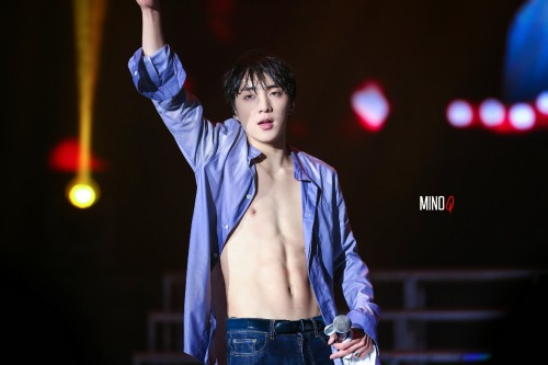 thekoreanbigbang:  150117 Seungyoon at WWIC 2015 in Shanghai DO NOT EDIT : Source: MINOQ_@weibo 