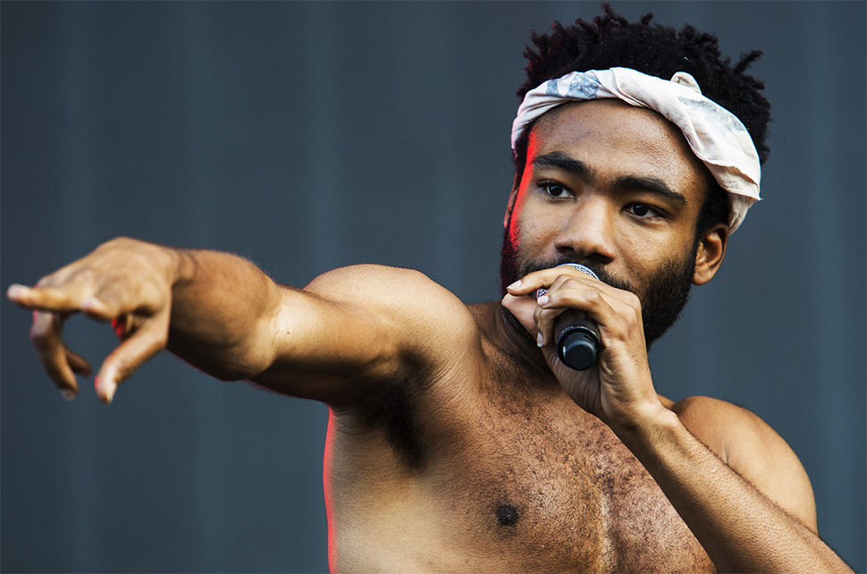 Donald Glover Porn - Barefoot Male Celebs of Color â€” Donald Glover / Childish Gambino 2