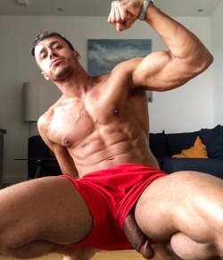 diegorbarros:  🍆💦https://www.instagram.com/diego_rodrigob