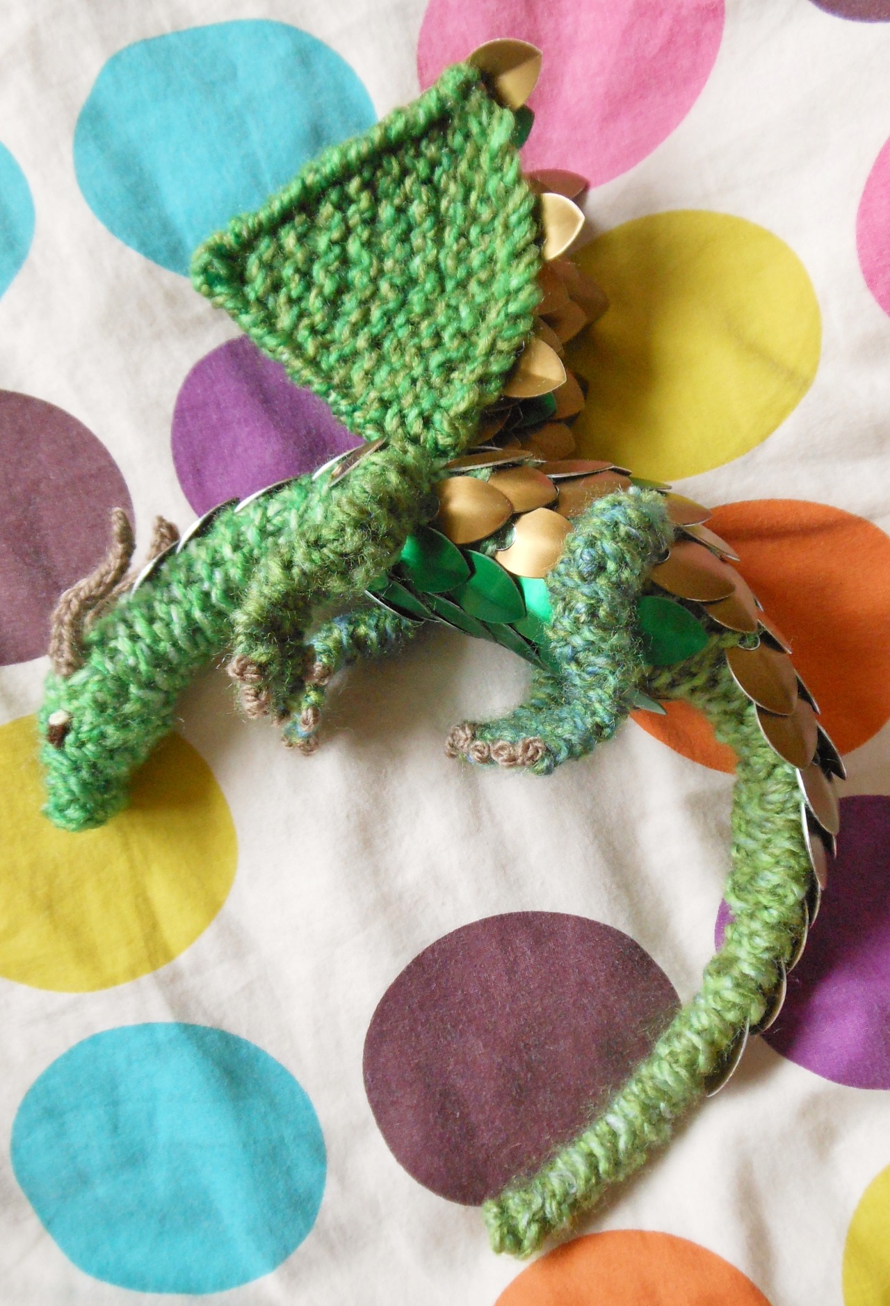 new-ace-on-the-block:  still knitting at maximum speed, but nearly done the knitting