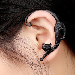 coldcold0404:  Unisex Creative Punk Earrings look so funny and 🆒! Click the links below to pick your style~ =&gt; Punk Alien 🐈    ♥♥    🌙 ⭐ Rhinestones  =&gt; Black &amp; Glod Dargon    ♥♥   Gold &amp; Silver 🐍  =&gt; Unique