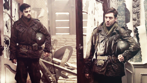 webgottrash:Vanity Fair spread OTP edition - Winters & Nixon | Going my way?