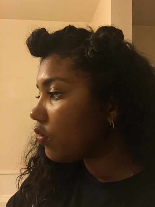 Today I tried Bantu knots for the first time &amp; idk how I feel about them?