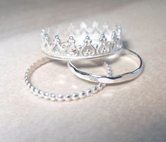 babygirlj21:  parttimelittleprincess:  pandasfairyprincess:  Princess rings! Or prince