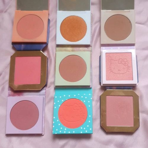 Slightly obsessed with @colourpopcosmetics blushes what’s your favorite blush?☆☆☆ #blush #bl