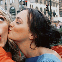 goldxicons:• Saved? Click LIKE!• Share with reblog!/Credits: Nêssa.