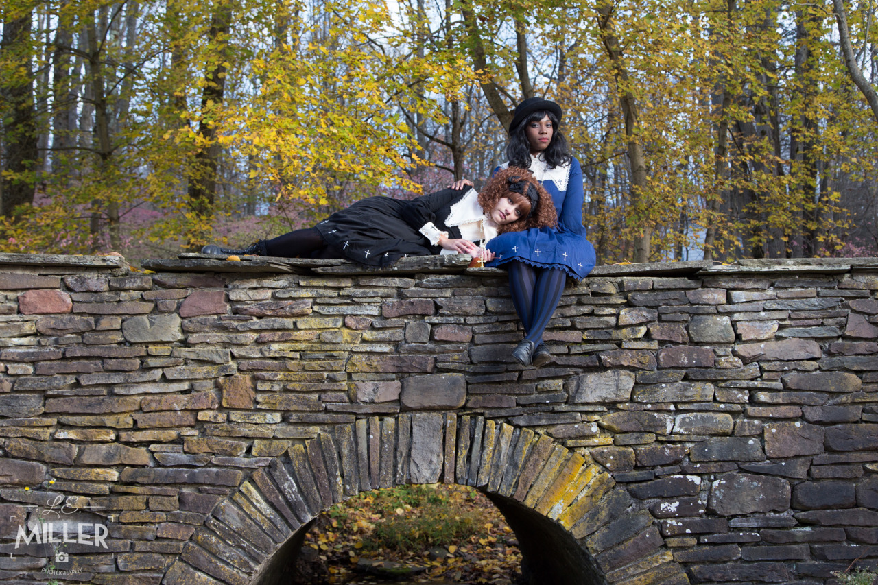 producestand:  aristocratphoto:Models: Grace, skyrawrz, producestand Thanks to aristocratphoto