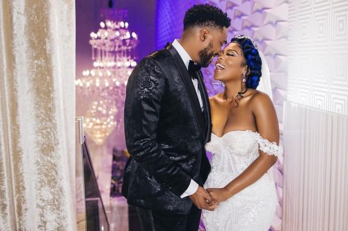 #BlackLove x @stanlophotography • • •I’m addicted to your vibes….. …...Bride: @cambamm