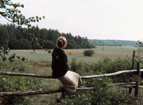sesiondemadrugada:Mirror (Andrei Tarkovsky, adult photos