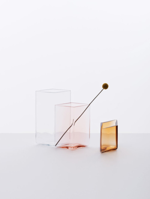 ruutu watercolor vases // 7 people + 24 hours = 1 vase