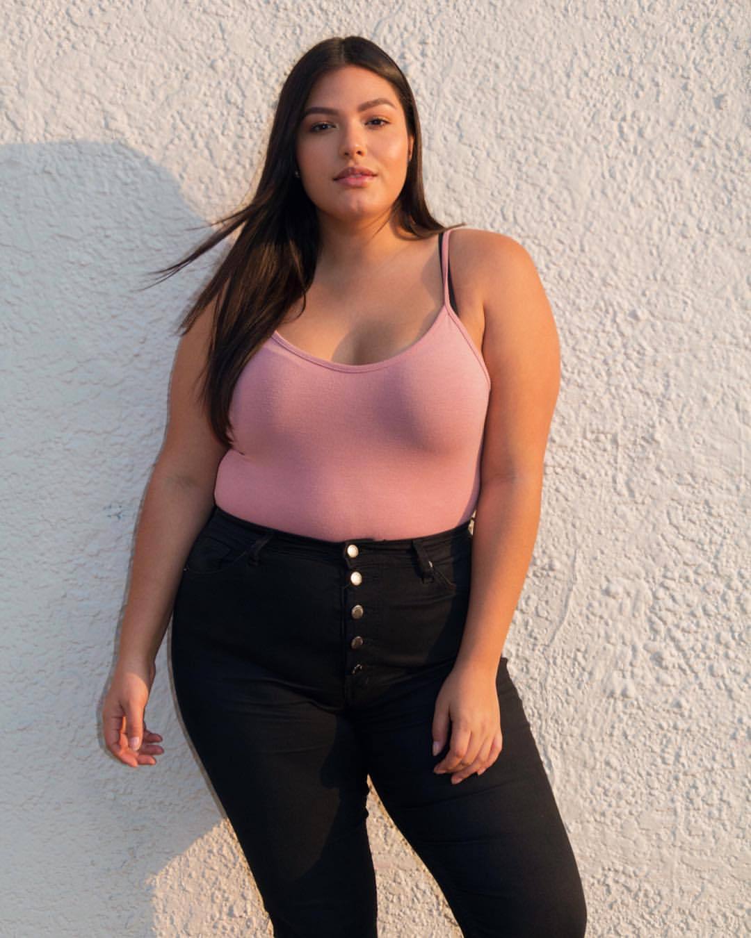 thinfatfit:  Vanessa Romo