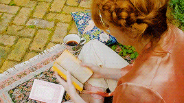florenceewelch:   “Having lots of stuff and having lots of chaos around you is like a way to h