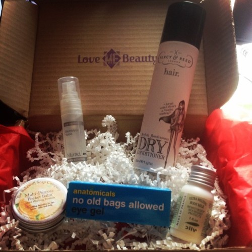 New video about love me beauty box #LoveMeBeauty #beautyproducts #subscription