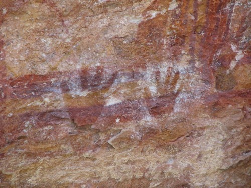 ancientart:Aboriginal rock art from Gunbalanya, Northern Territory, Australia.Photos courtesy of &am