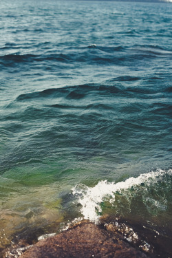 jonahreenders:  Lake Superior’s Color.  By: Jonah Reenders  