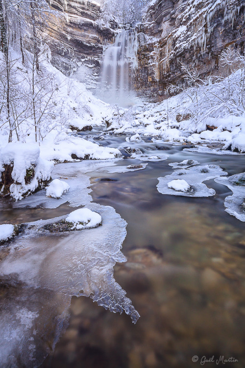 0ce4n-g0d:(via 500px / From The Edge Of the Deep Crystal River by Gaël Martin)