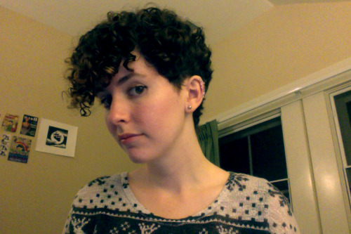 alittlekinderthannecessary:My new haircut either makes me look like a winter pixie or a 12-year-old 